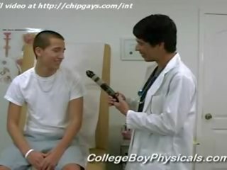 Cantik gay dengan skilled medis orang